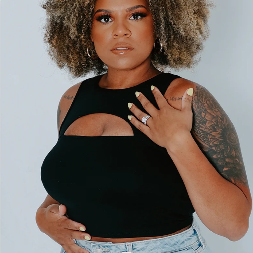 Klassy Network Peek-A-Boo Crop Brami - Black - Medium - Brand New with tags